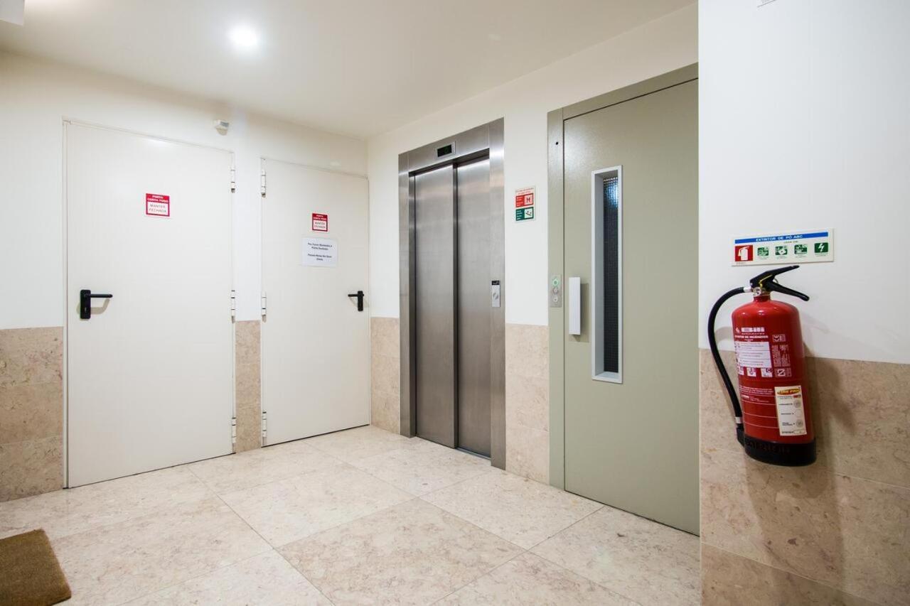 Vibrant Apartment Lissabon